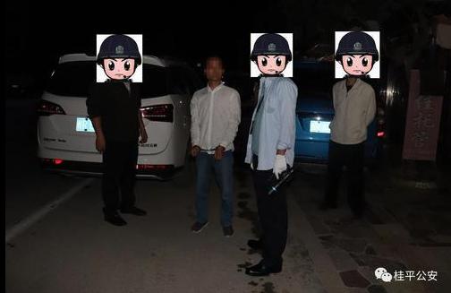 DƬ